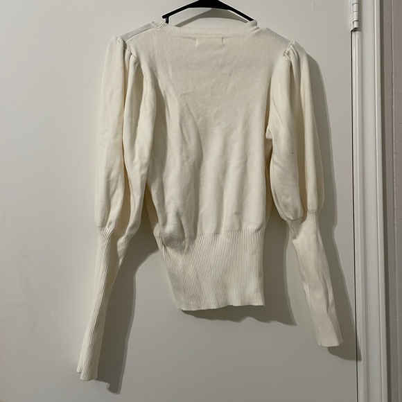 SIX FIFTY STATEMENT SLEEVE SWEATER SIZE L - Picture 4 of 7